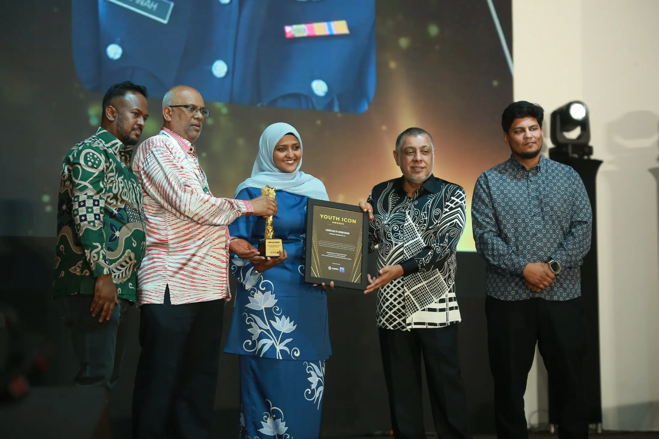 MUKMIN Youth Icon Awards